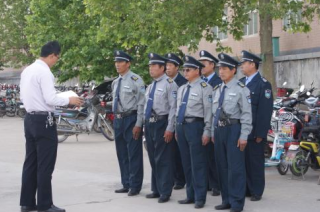 襄陽保安公司員工日常?。。?>
                                </a>
                            </div>
                            <div   id=